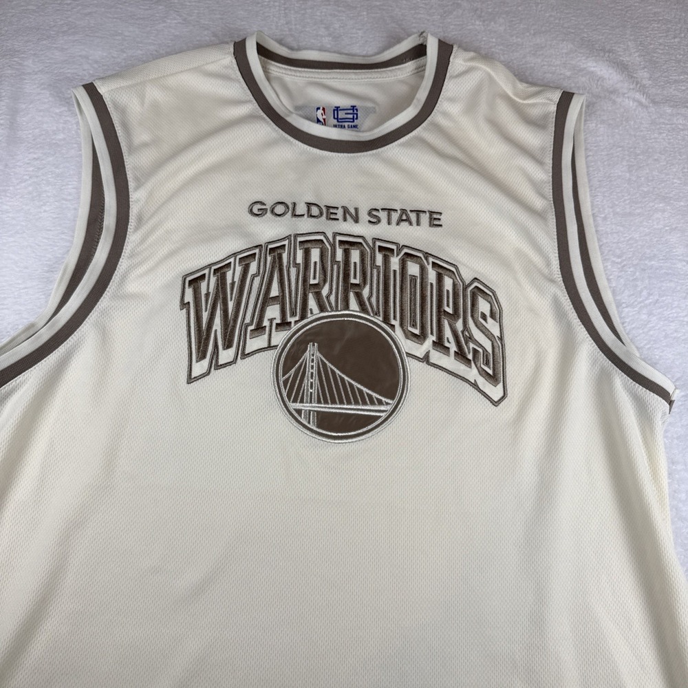 RARE COLOR Ultra Game Golden State Warriors Jersey Cream With Silver Stitching L